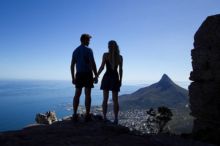 Cool places to pop the question - top of Table Mountain
