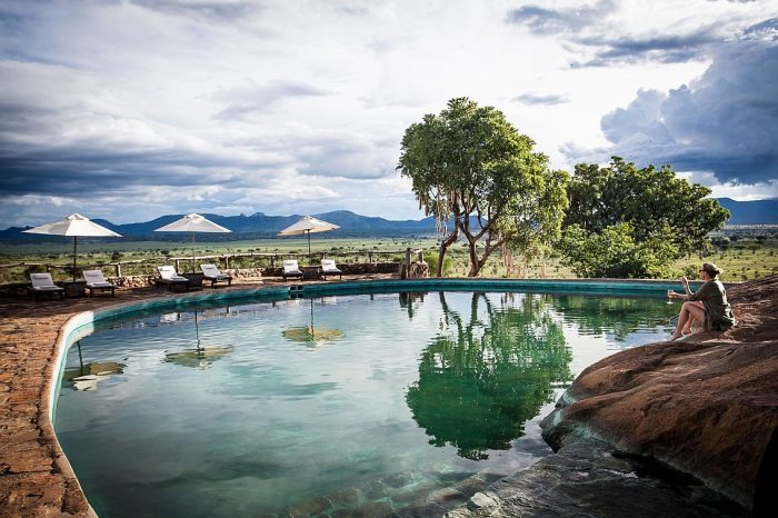 Cedarberg Travel | Apoka Safari Lodge