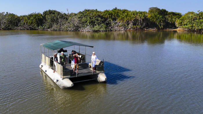 Cedarberg Travel | Makakatana Bay Lodge