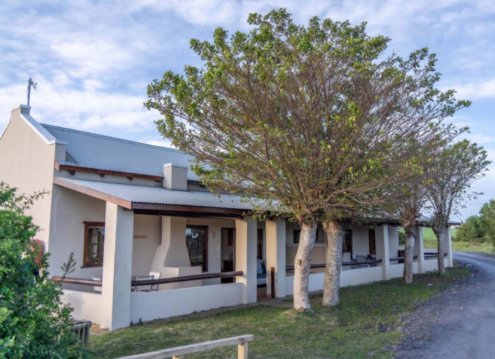 Cedarberg Travel | Oyster Bay Lodge