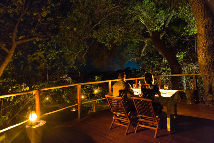 Cedarberg Travel | Sindabezi Island Lodge