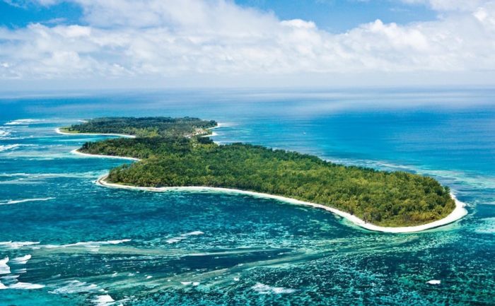 Cedarberg Travel | Four Seasons Desroches Island Resort