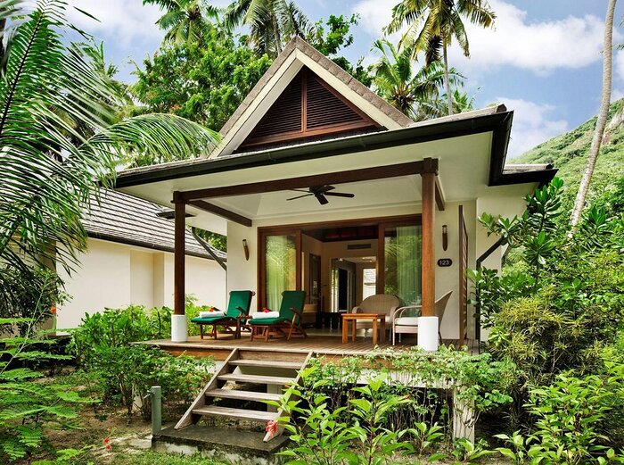 Cedarberg Travel | Hilton Labriz Resort & Spa