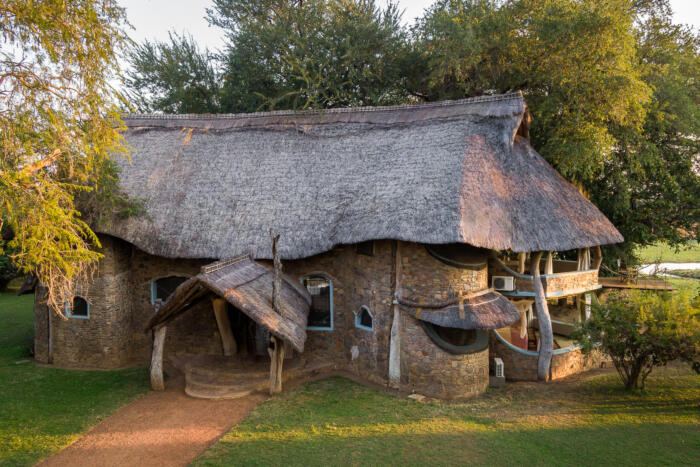 Cedarberg Travel | Luangwa Safari House