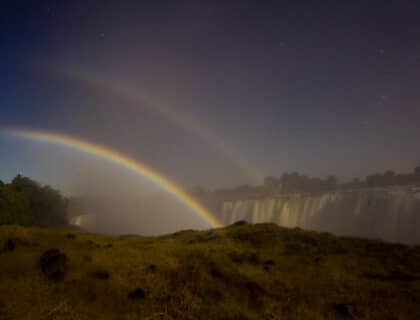 Victoria Falls - lunar rainbow