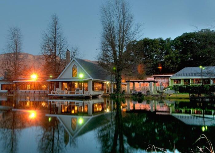 Cedarberg Travel | Cleopatra Mountain Farmhouse