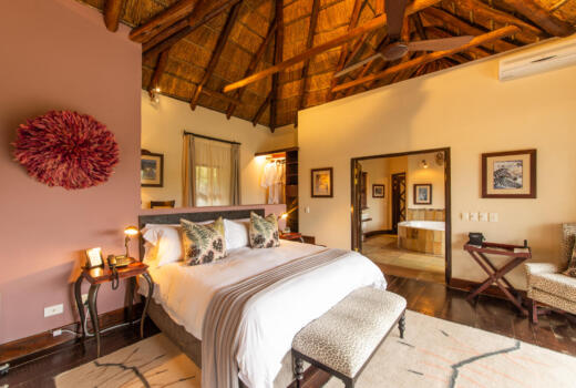 Pumba Water Lodge