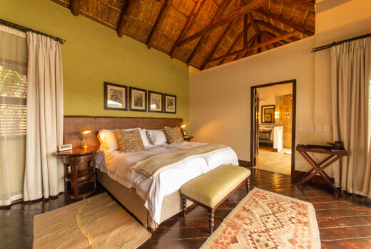 Pumba Water Lodge