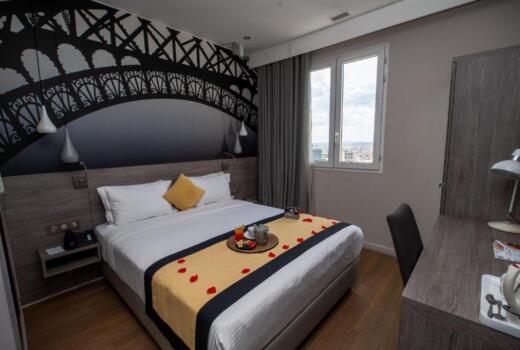 Le Louvre Hotel & Spa