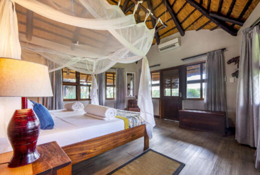Hakusembe River Lodge