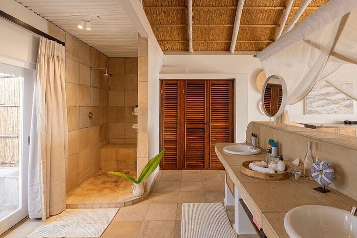 Cedarberg Travel | Azura Marlin Beach