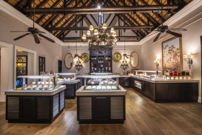 Cedarberg Travel | Anantara Royal Livingstone
