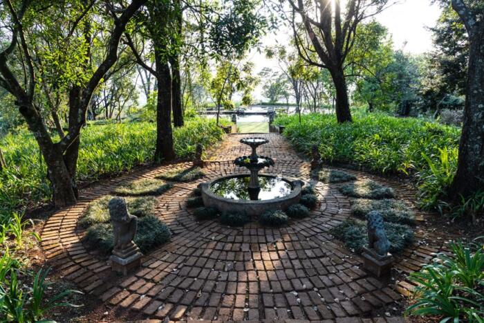 Cedarberg Travel | Kings Walden Garden Manor