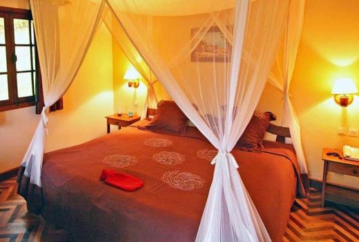 Vakona Forest Lodge