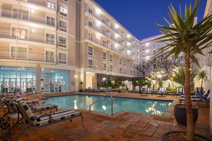 Cedarberg Travel | Commodore Hotel