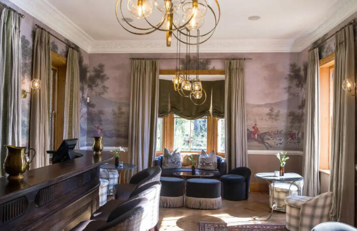 Cedarberg Travel | Hartford House