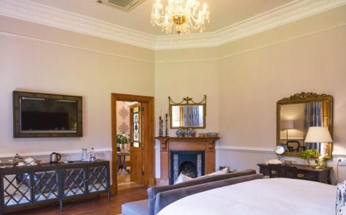 Cedarberg Travel | Hartford House