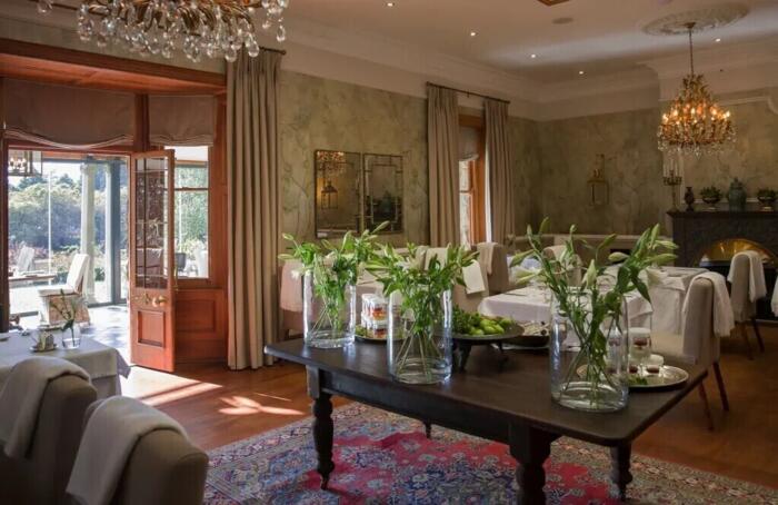Cedarberg Travel | Hartford House