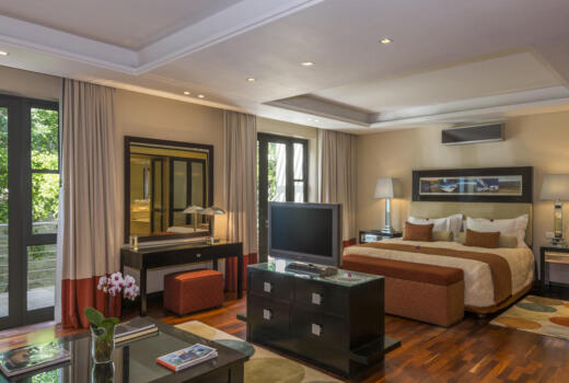No5 Boutique Art Hotel