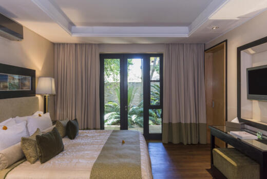 No5 Boutique Art Hotel
