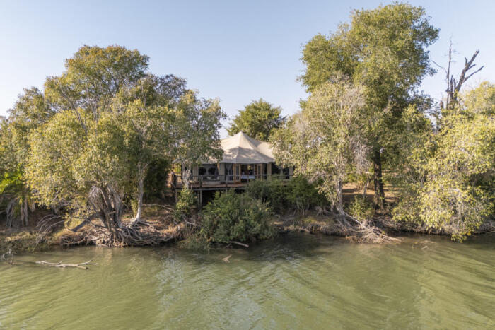 Cedarberg Travel | Ila Safari Lodge