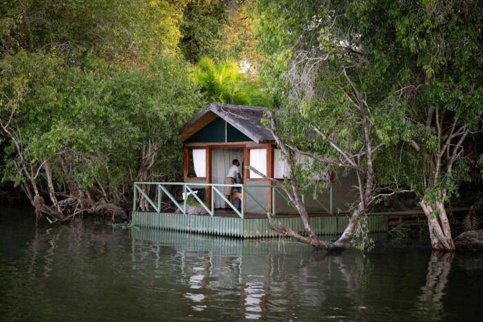 Cedarberg Travel | Ila Safari Lodge