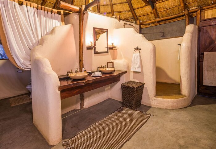 Cedarberg Travel | Nanzhila Plains Safari Camp