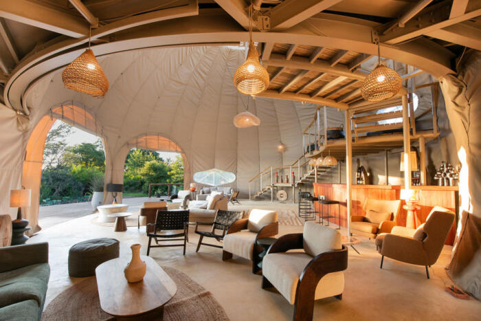 Cedarberg Travel | Ila Safari Lodge