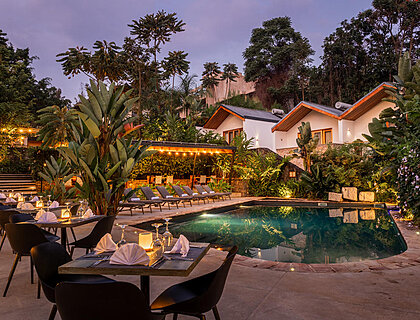 1760433238035pool-area—1