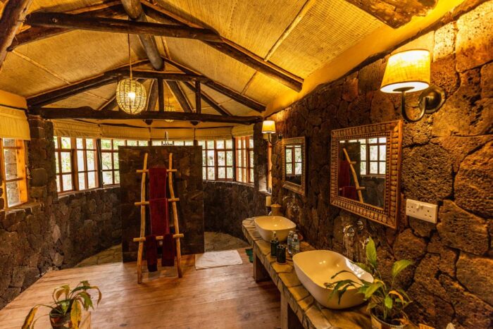 Cedarberg Travel | Mount Gahinga Lodge
