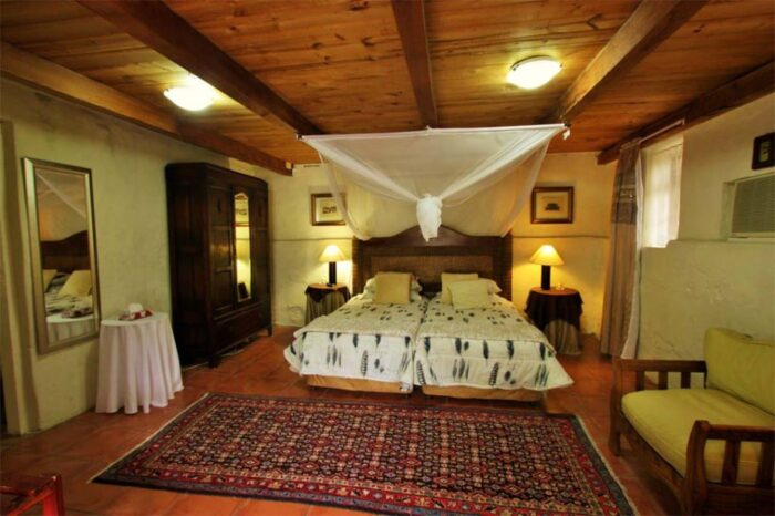 Cedarberg Travel | Ndedema Lodge