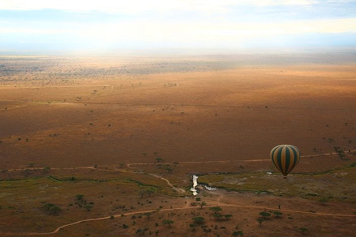 Serengeti-hot-air-ballooning