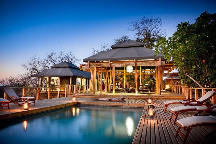 Luxury safari accommodation - Simbavati Hilltop Lodge pool 2