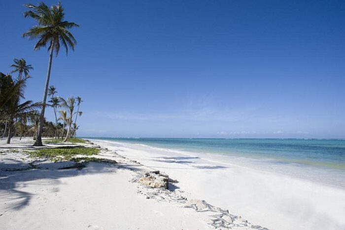 Zanzibar - Baraza beach