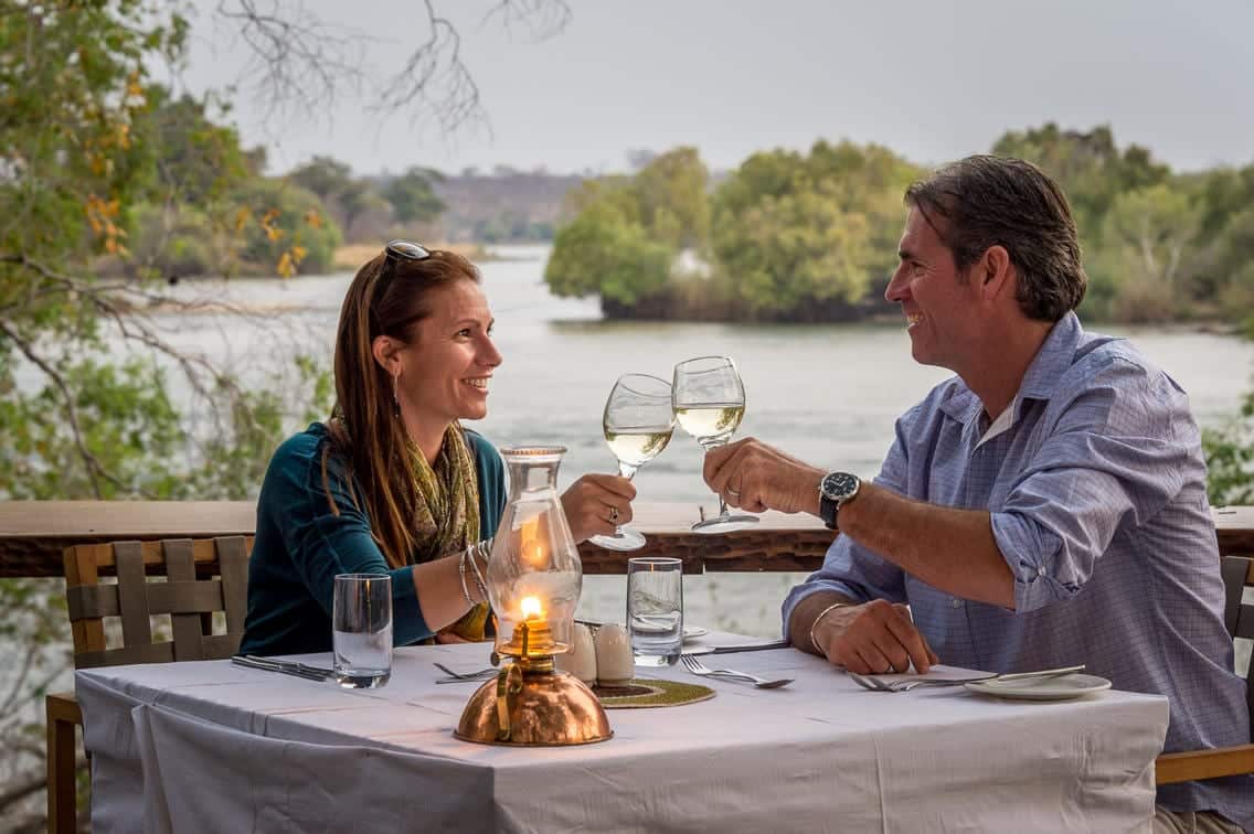 Toka Leya Lodge dining