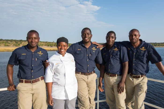 Cedarberg Travel | Pangolin Voyager Houseboat