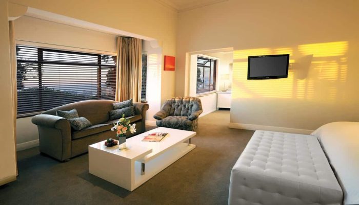 Cedarberg Travel | Clarendon Fresnaye