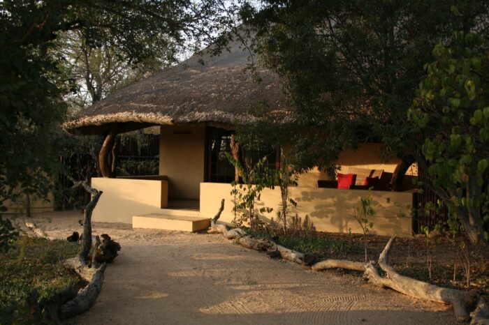 Cedarberg Travel | Kambaku Safari Lodge