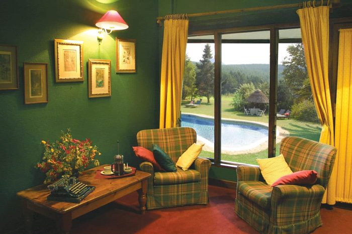 Cedarberg Travel | Foresters Arms Hotel
