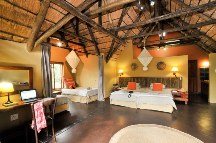 Cedarberg Travel | Hluhluwe River Lodge