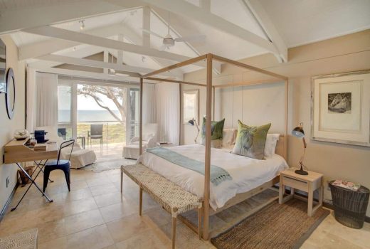 Abalone Guest Lodge
