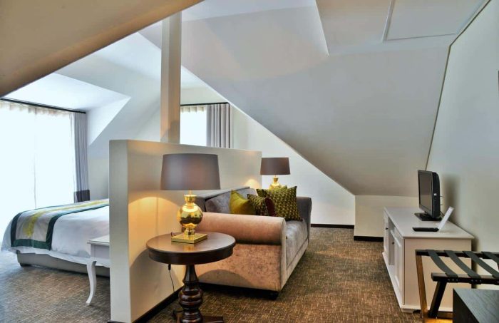 Cedarberg Travel | The Winchester Hotel