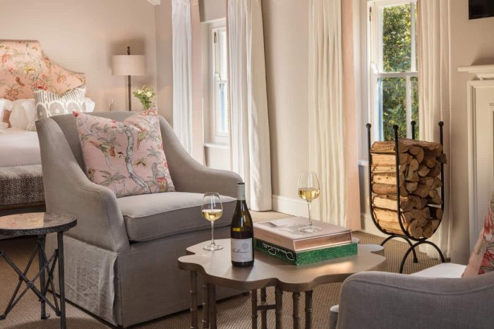 Cedarberg Travel | Le Quartier Français