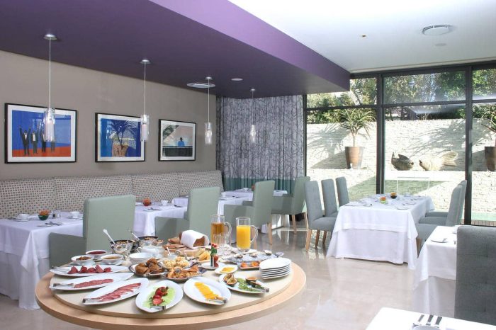 Cedarberg Travel | No5 Boutique Art Hotel