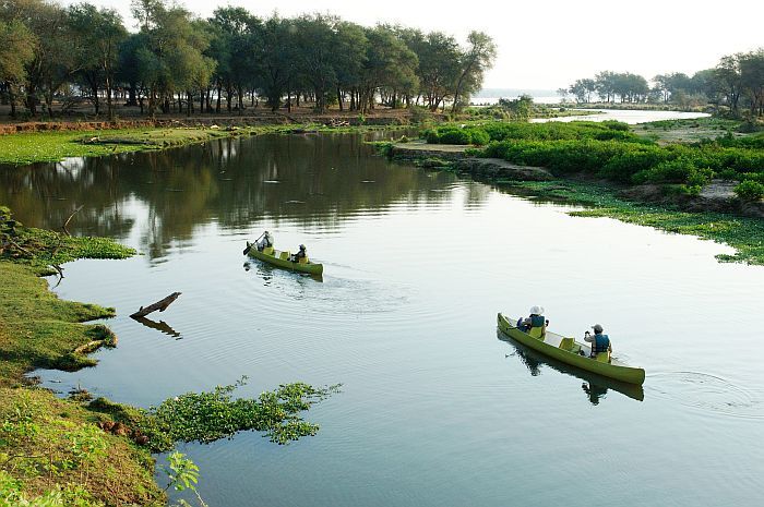 Lower-Zambezi-Old-Mondoro-canoes-channel