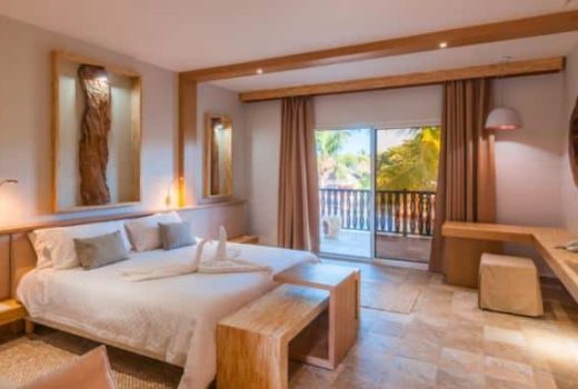 Royal Beach Hotel