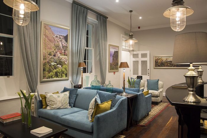 Cedarberg Travel | Mantis St. Helena