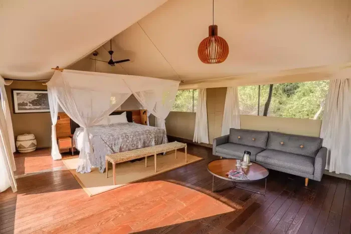 Cedarberg Travel | Chikunto Safari Lodge