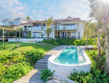 sala-beach-lodge-exterior-pool
