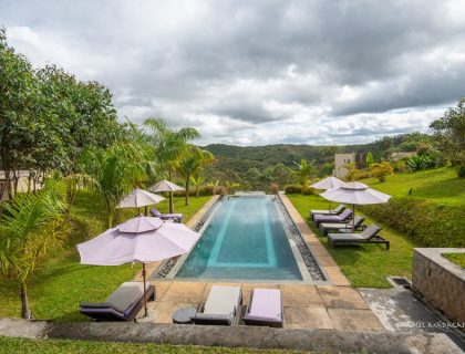 Mantadia-lodge-pool-view
